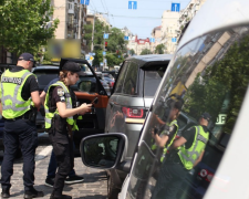 В Украине начали запрещать некоторые авто – и легковые, и грузовые. Фото: Telegram