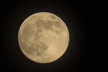 Луна. Фото: скриншот YouTube-видео