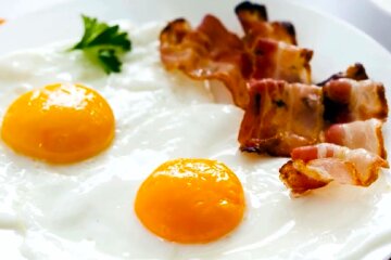 Яйца, омлет, яичница. Фото: YouTube