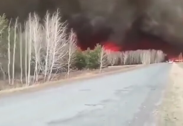 Пожежа в рф. Фото: скріншот YouTube-відео
