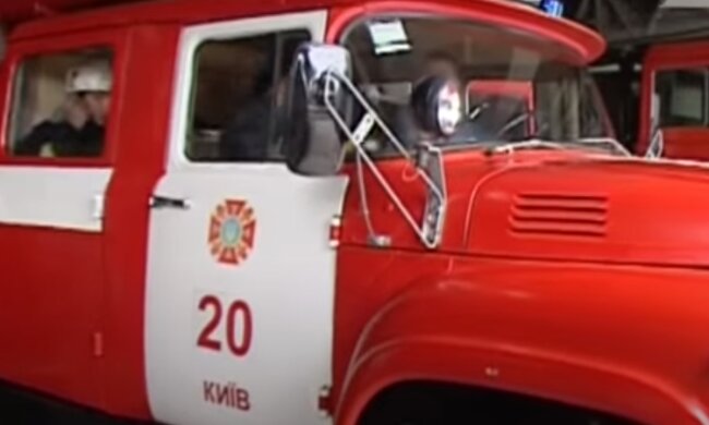 Спасатели ГСЧС. Фото: скриншот YouTube