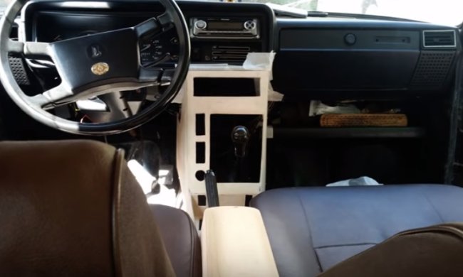 Нестареющая классика: в сети продают ВАЗ 2103 70-х годов в идеальнейшем состоянии – «прошел» всего тысячу