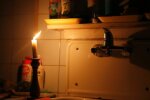 Под Киевом целый поселок сидит без света: коммунальщики на заявки не отвечают