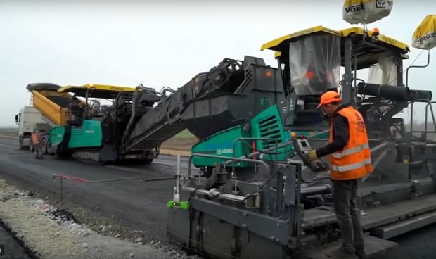 На 2020 год запланирован масштабный ремонт дорог. Фото: YouTube