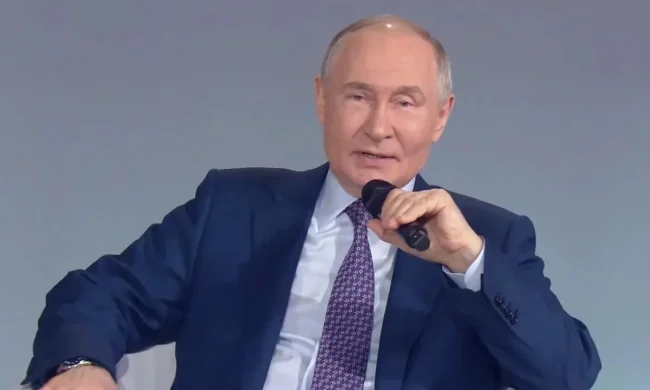 Наслідки ракетного удару по Києву