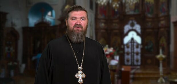 Священник УПЦ розповів, як молитися за самогубців