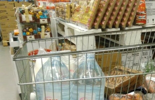 Товары в супермаркете. Фото: скриншот Youtube