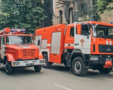 Киев в огне: спасатели сбились с ног, людей предупредили об опасности