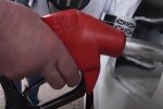 Заправка авто. Фото: скриншот YouTube-видео