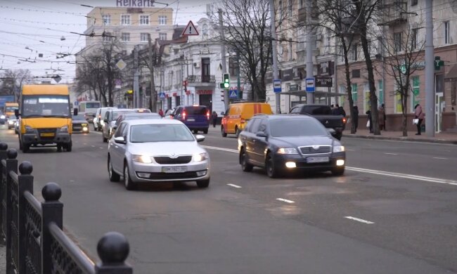 Автомобили. Фото: скриншот YouTube-видео