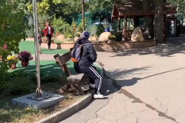 Уrраинцы будут отдыхать на один день больше. Фото: скриншот YouTube