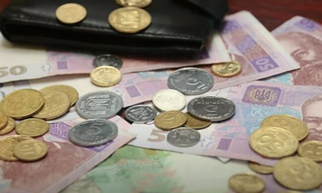 Не дайте себя облапошить: украинцам рассказали, как проверить размер будущей пенсии - инструкция