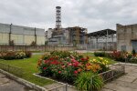 Чорнобильська АЕС троянди квіти