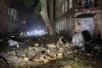 Наслідки ворожої атаки на Одесу: пошкоджені житлові будинки у Приморському районі