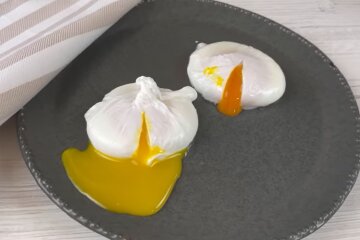 Яйцо пашот. Фото: YouTube