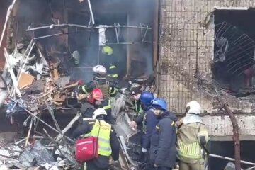 Последствия ракетной атаки по Киеву. Фото: скриншот Telegram-видео