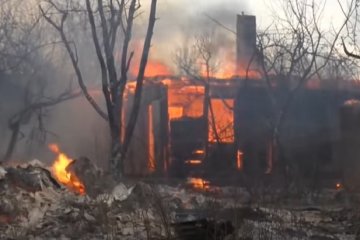 На Житомирщине выгорело уже несколько сел. Фото: скриншот YouTube