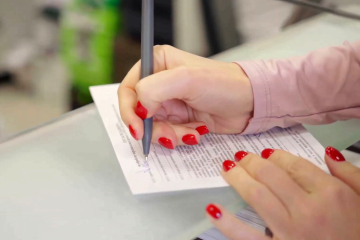 Скільки українці платитимуть за опалення та світло взимку, та як заощадити. Фото: YouTube