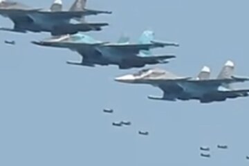 Запуск ракет з російських літаків. Фото: скріншот YouTube-відео