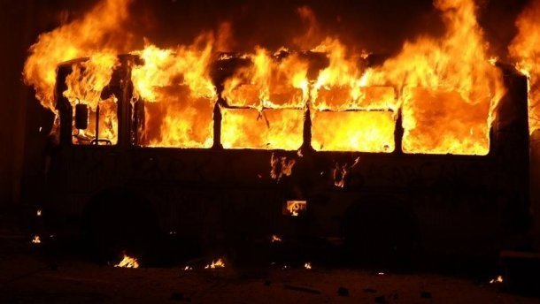 На трассе в Житомирской области горел автобус с пассажирами. Фото из открытых источников