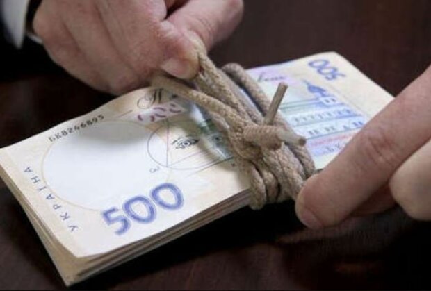 Вас беспокоит налоговая: киевлян предупредили , оставят без последней копейки