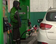 Цены на бензин и дизель сходят с ума