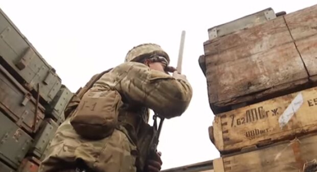 Оккупанты нарушают перемирие на Донбассе. Фото: скриншот YouTube-видео