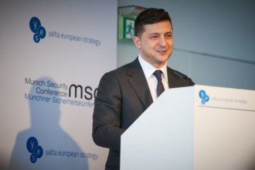 Зеленский. Фото: скриншот YouTube.