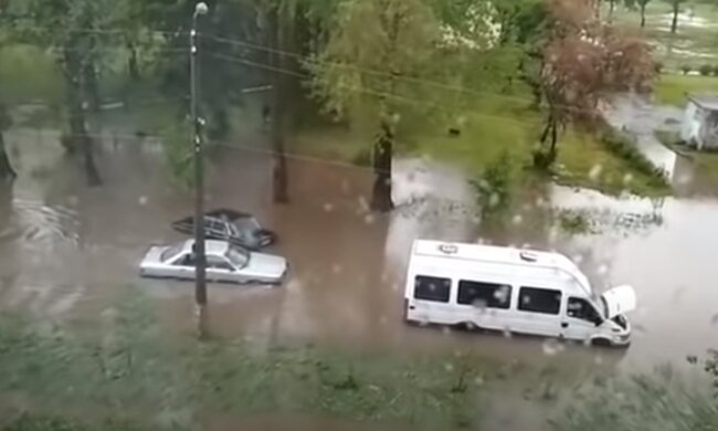 Непогода в Украине. Фото: скриншот YouTube-видео