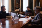 Зеленський і президент Румунії обговорили безпеку після удару дрона