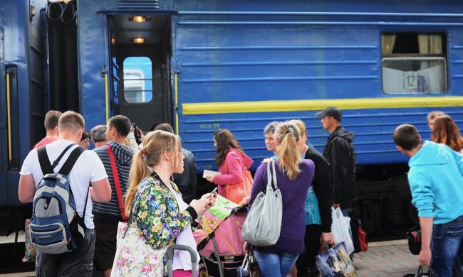 Закарпатье массово покидают люди. После масштабного ЧП все бегут за границу