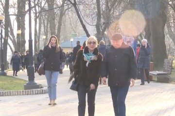 В конце ноября в Украине потеплеет. Фото: скриншот Youtube-видео