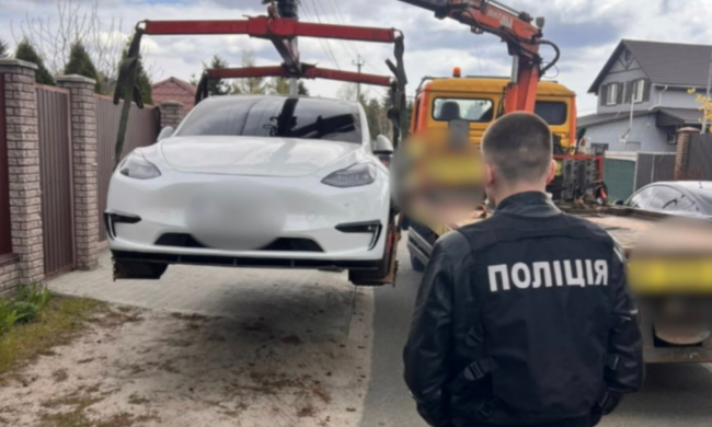 Нацполіція провела обшуки співробітників ТЦК у всій країні, що вилучили. Фото: ТГ