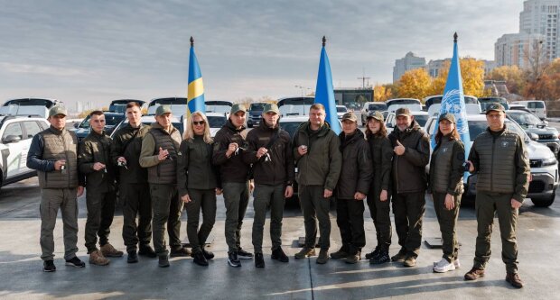 Швеция и ПРООН передали Украине 10 мини-лабораторий для оценки вреда окружающей среде