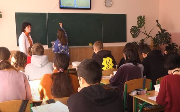 Школа в Украине. Фото: скриншот YouTube-видео