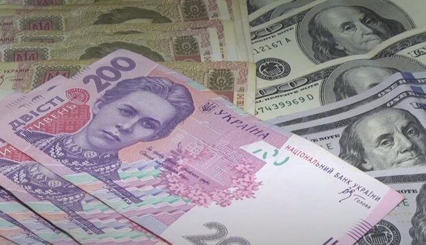Обмен валюты. Фото: скриншот YouTube-видео