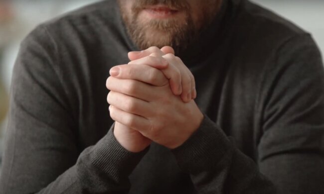 Чоловік. Фото: YouTube, скрін