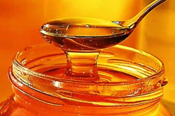 Мед. Фото: YouTube