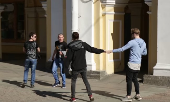 Закон защитит лица с нетрадиционной ориентацией. Фото: youtube