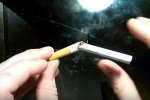 Курить - вредно. Фото: скриншот YouTube.