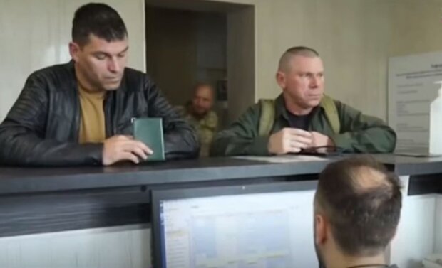 ТЦК выписывают по 9 штрафов на человека - суммы и количество производств