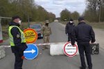 Границы Украины будут временно открыты. Фото: скриншот Youtube