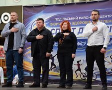 Будущие олимпийцы под крышей торгового центра: как киевская молодежь заряжалась на победы