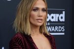 Такая сногсшибательная фигура в 50 лет! Дженнифер Лопес восхитила сеть фото в купальнике