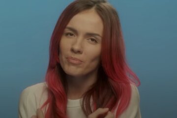 MamaRika, скриншот из YouTube