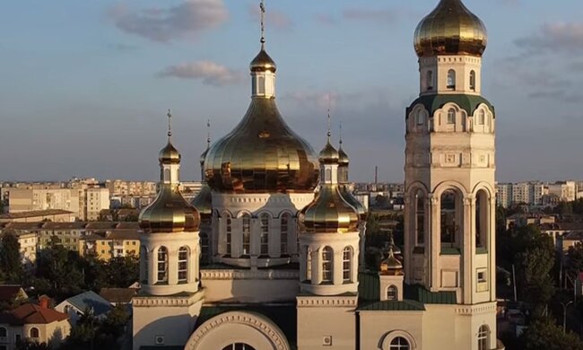 Свято-Андреевский храм в Новой Каховке. Фото: скриншот YouTube-видео