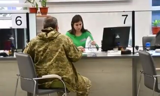 Военнослужащий. Фото: скриншот YouTube-видео