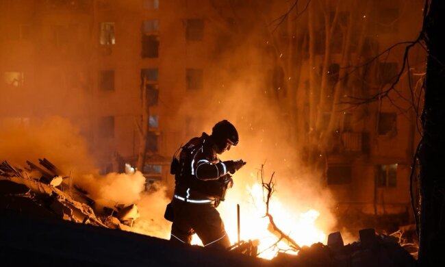 Півтисячі дронів та 29 ракет: орки нещадно гатили по Україні - Зеленський повідомив про страшні наслідки