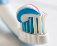 Ученые неожиданно выяснили, что зубная паста опасна для здоровья