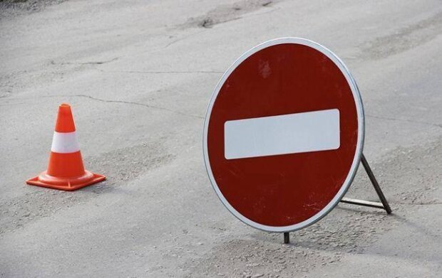 Вже з 15 липня всіх водіїв попередили про перекриття важливої траси. Фото: Телеграм